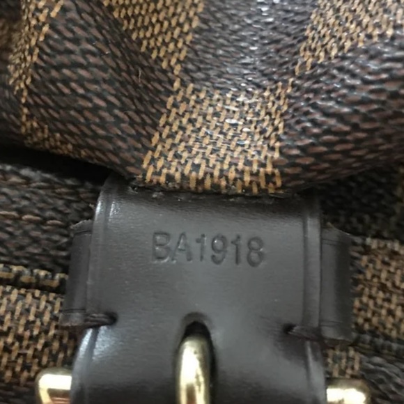 COPY - Louis Vuitton Backpack - Picture 4 of 4